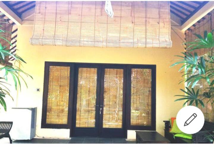 Mango Moon Pemuteran (Bali)
